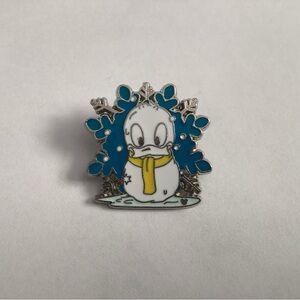 Genuine Disney Hidden Mickey Lanyard Snowman Collection - Donald Duck Pin (P)